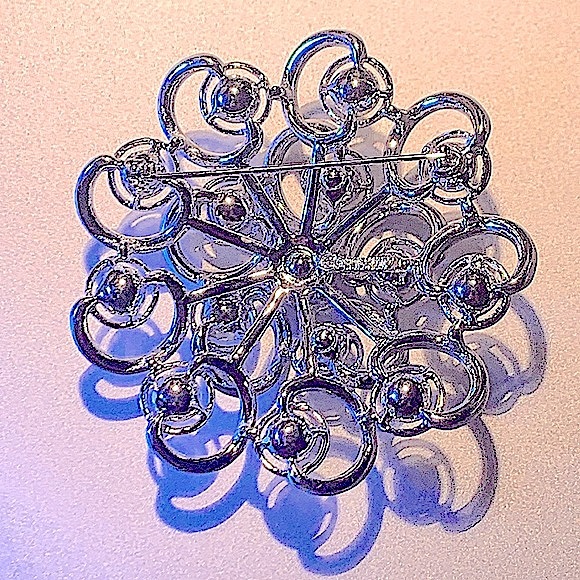 SARAH COVENTRY SILVER CRYSTAL BROOCH & EARRING DEMI PARURE 2 PC SET VINTAGE - Picture 9 of 14